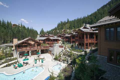 Fairmont Heritage Place At Nature's Door, Whistler